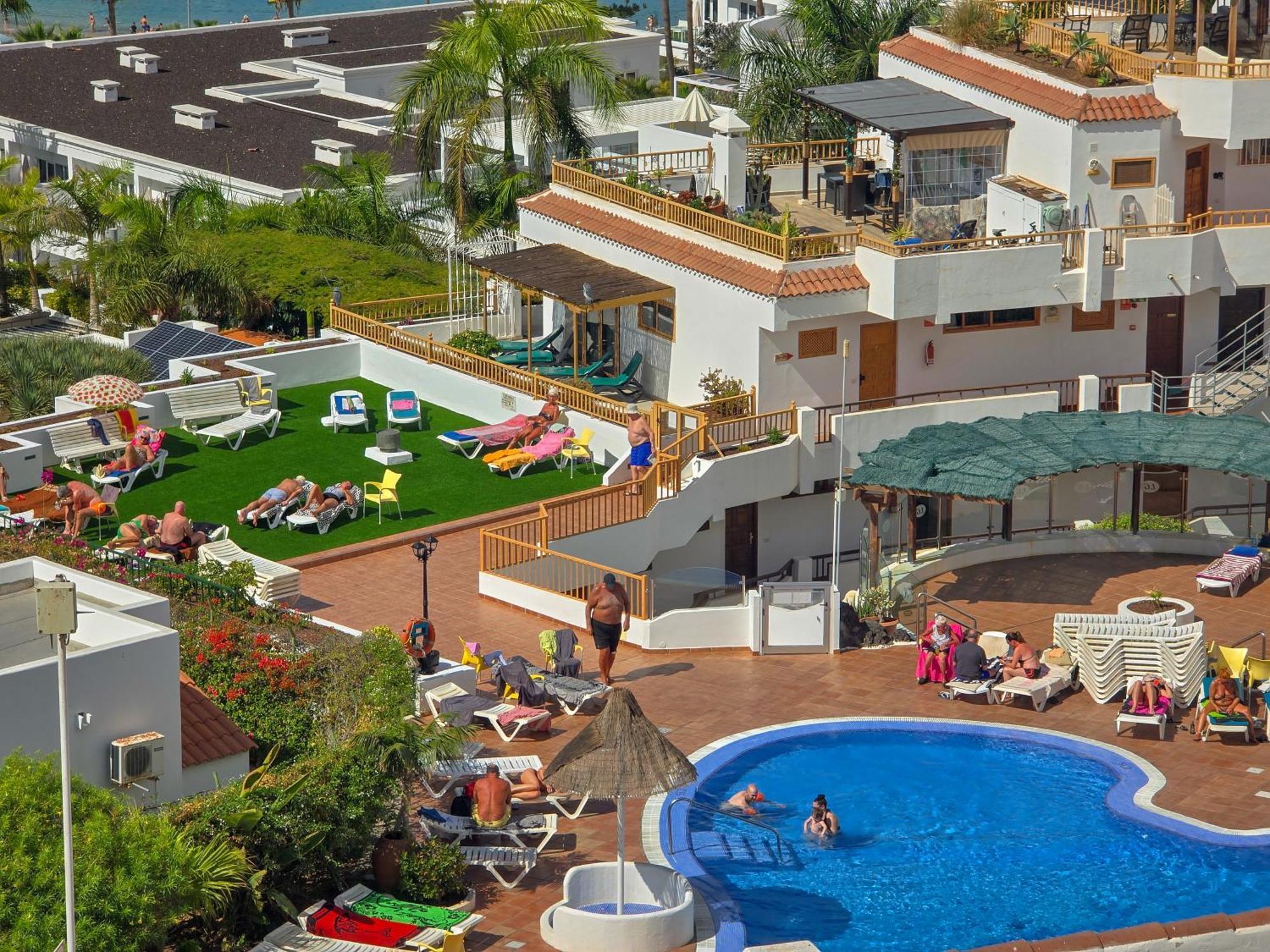 Aqua Sun Los Geranios By Helloapartments Costa Adeje  Exterior photo